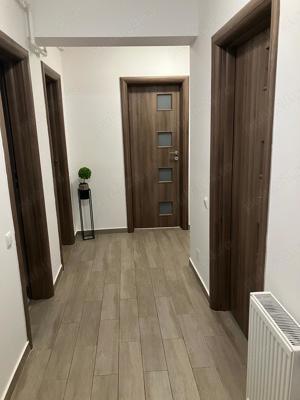 Apartament 2 camere de vanzare , Tractorul , Brasov  - imagine 8