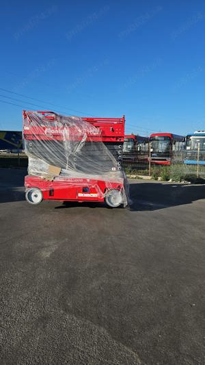 Inchiriez Vand nacela, nacele foarfeca Mantall 12, 14, 16 m