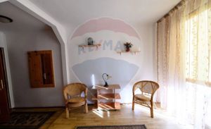 Hotel / Pensiune 7 camere  in Ghelari, jud Hunedoara - imagine 12