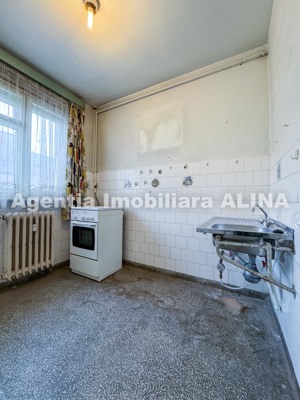 Apartament 2 camere in Deva, zona Piata Centrala, str. Mihai Viteazu, decomandat, 49mp, etaj 3, lift - imagine 7