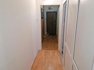 Apartament 2 camere decomandat etaj 1 zona Dacia - imagine 3