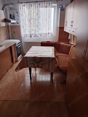 Inchiriez apartament, etaj1 turnisor frunzei