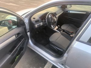 Opel Astra H 1.6 benzina 116 cp 153000km - imagine 2