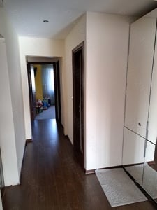 Apartament 3 cam etj 2 ..îmbunătățit..2 bai ..2 balcoane ..boxa..pivniță  - imagine 8