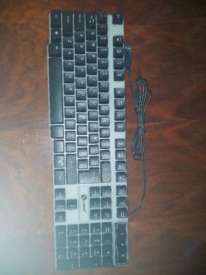 Tastatura iluminata Limeide cu fir