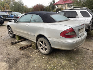 Dezmembrez Mercedes-Benz CLK 200 Decapotabil 120 kW 163CP an 2005 - imagine 5