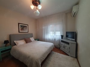 Apartament cu 3 camere central de vânzare  - imagine 2