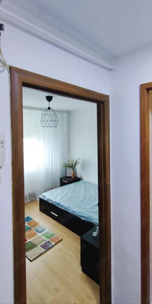 Închiriez apartament decomandat de 2 camere renovat Drumul Taberei - imagine 9