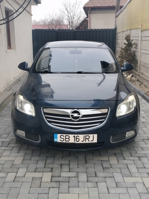 Opel Insignia  Navi mare  Xenon  Inmatriculat  Limousine  Euro5  Full buton Sport  Tour Normal - imagine 2