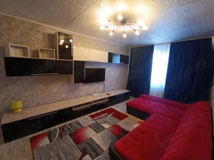 Închiriez apartament cu doua camere  - imagine 7