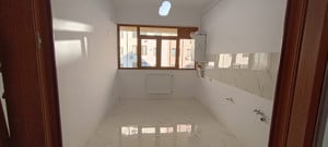 Apartament 3 camere in Prelungirea Ghencea. Renovat de la 0 ! - imagine 9