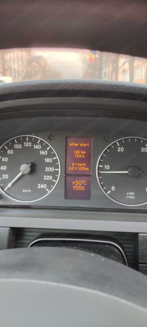 Mercedes A160 - imagine 9