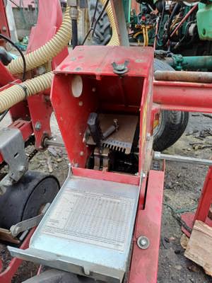 Vand semănătoare pneumatică de precizie pentru legume AGRICOLA ITALIANA - imagine 3