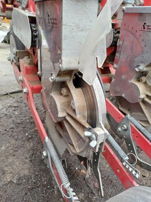 Vand semănătoare pneumatică de precizie pentru legume AGRICOLA ITALIANA - imagine 4