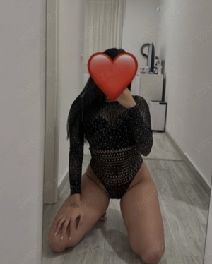 Larissaaaa - imagine 2