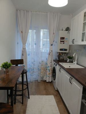 Apartament de închiriat 2 camere str Amaradia 