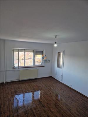 Apartament 2 camere decomandat etaj 3 zona Plavat 2 Girocului - imagine 13