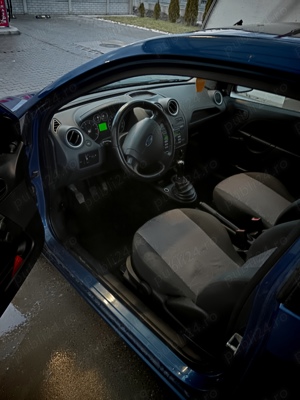 Vând sau schimb ford fiesta FACELIFT  - imagine 3