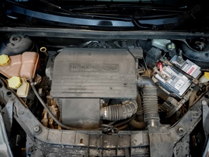 Vând sau schimb ford fiesta FACELIFT  - imagine 4