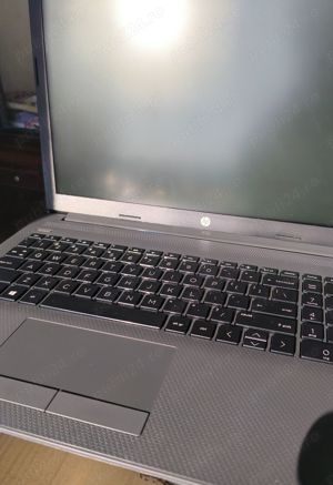 vand laptop aproape nou