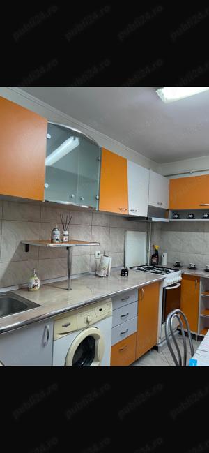 Apartament 2 camere de închiriat în Craiova,Et 3 5,decomandat ,Calea București, vis a vis de Mall - imagine 3