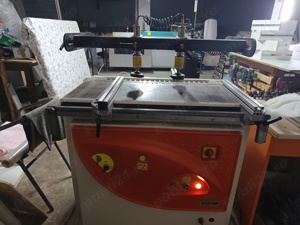 Mașina de găurit multiplu 