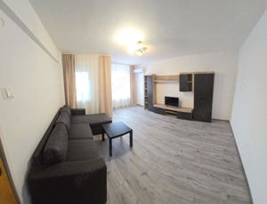 3 camere, ideal pentru familie sau lucrul remote, 15 min Metrou Lujerului, tramvai 41 - imagine 2