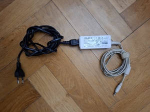 Incarcator adaptor laptop Asus Vivobook Zenbook  AC DC 12V 3A