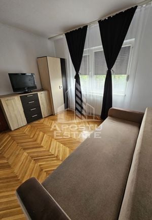 Apartament cu 3 camere decomandat centrala proprie Gh. Lazar. - imagine 7