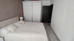 Vând apartament 3 camere 73 mp,2 parcări,3 balcoane,Subcetate Sanpetru. - imagine 5