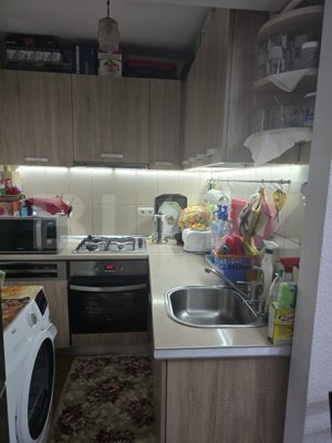 Apartament cu 2 camere, 34mp, zona Micro 14 - imagine 2