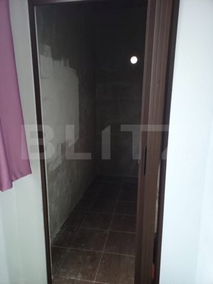 Apartament 3 camere, zona Terra, cu parcare inclusa - imagine 9