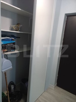 Apartament 3 camere, zona Terra, cu parcare inclusa - imagine 2