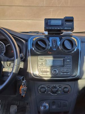 Vand logan fab 2017 autorizat taxi pret 6200 euro. - imagine 3