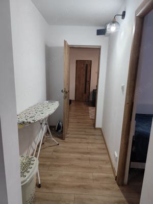 Apartament 3 camere, Craiovita, zona Materna - imagine 6