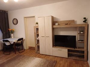 Inchiriez apartament 2 camere, zona Circumvalatiunii