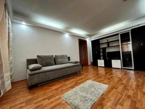 Proprietar, inchiriez apartament 3 camere - imagine 3