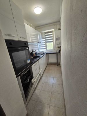 Vand apartament 3 camere M11 - imagine 3