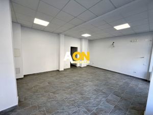 Spațiu Comercial, Trafic Pietonal, Complet Renovat - imagine 4