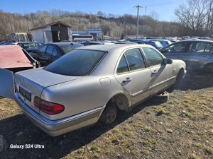 Dezmembrez Mercedes-Benz E 200 an 1996 tip 111.942 i perfecta stare de functionare - imagine 11