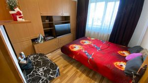 Închiriez apartament cu doua camere  - imagine 3