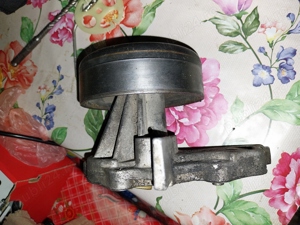 vand pompa de apa ford focus mk 1 1.6 benzina - imagine 2