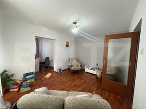 Apartament 2 camere, 43 mp, semidecomandat, zona Centrala - imagine 2