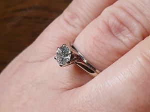 Inel logodna solitaire 18k diamant natural urias 0,74ct VS - H