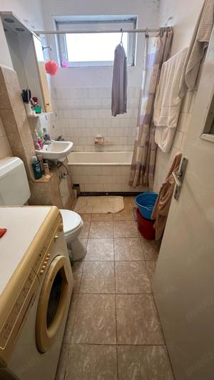 De vanzare apartament 3 camere et 4 decomandat Badea Cartan Zlatna - imagine 7