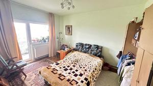 De vanzare apartament 3 camere et 4 decomandat Badea Cartan Zlatna - imagine 3