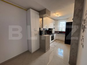 Apartament 2 camere, 55 mp, balcon, zona Centrala - imagine 2