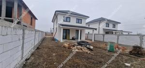 Casa cu 4 camere 3 bai si 390 mp teren de vanzare in Sibiu - imagine 3