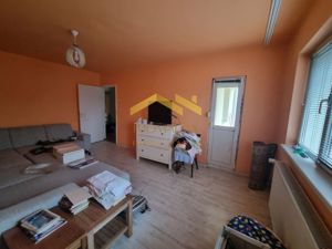 -Apartament -2 camere- etaj 1- - imagine 2