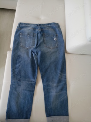 Vând blugi dama,mărimea 34 34 in stare buna, produs de calitate.